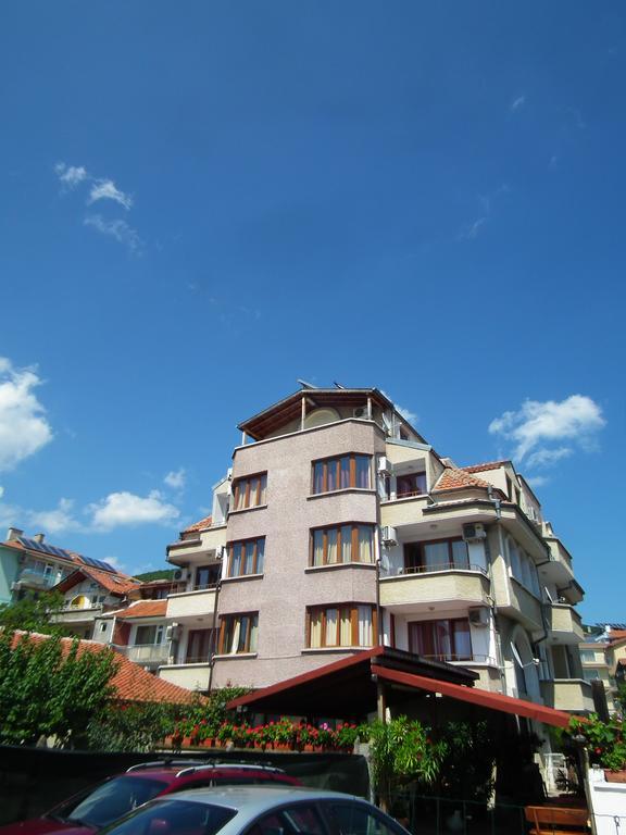 Guest House Olimpiya Sveti Vlas Exterior photo